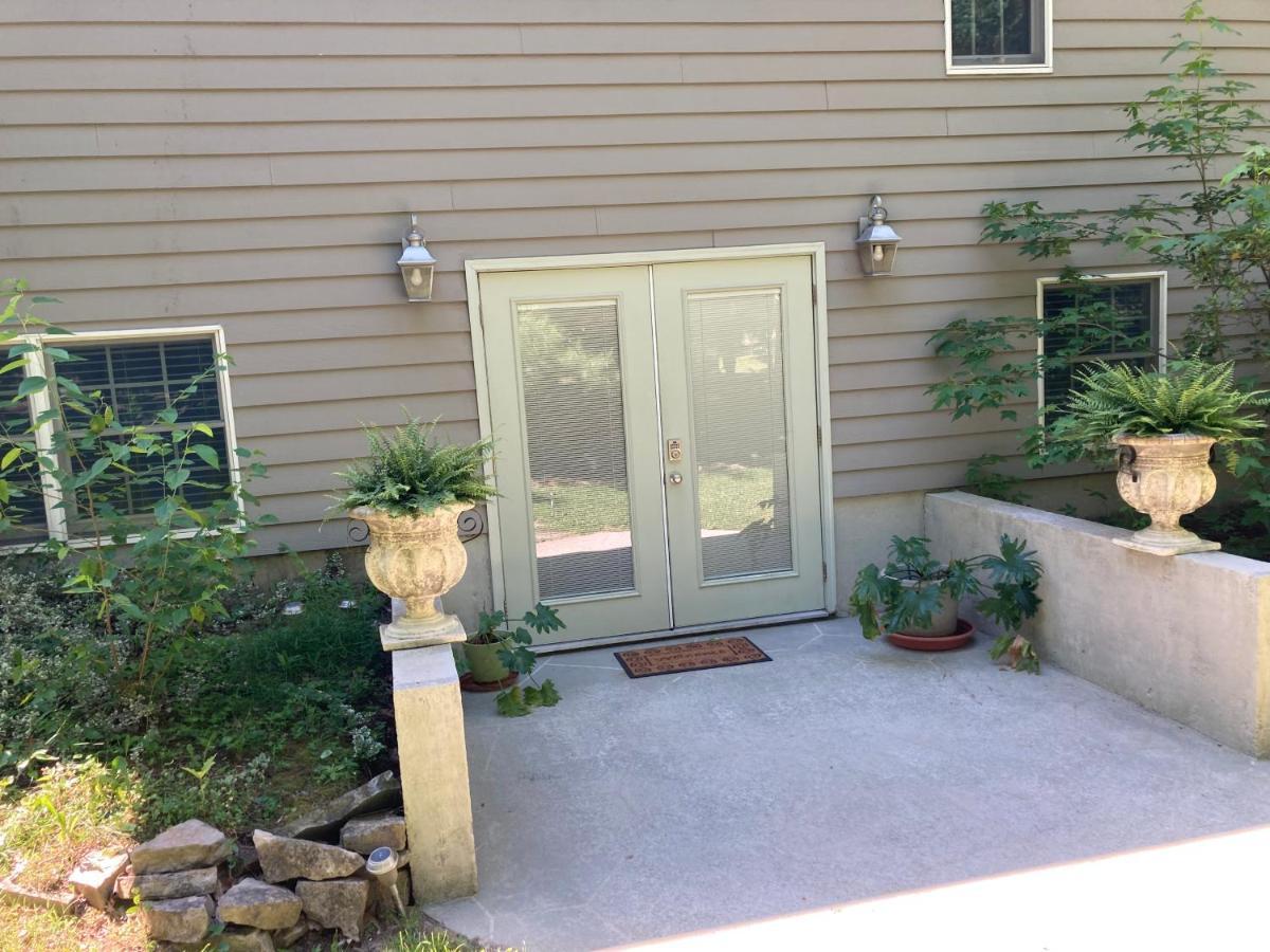 Beautiful Parkside Suite Saint James Exterior foto