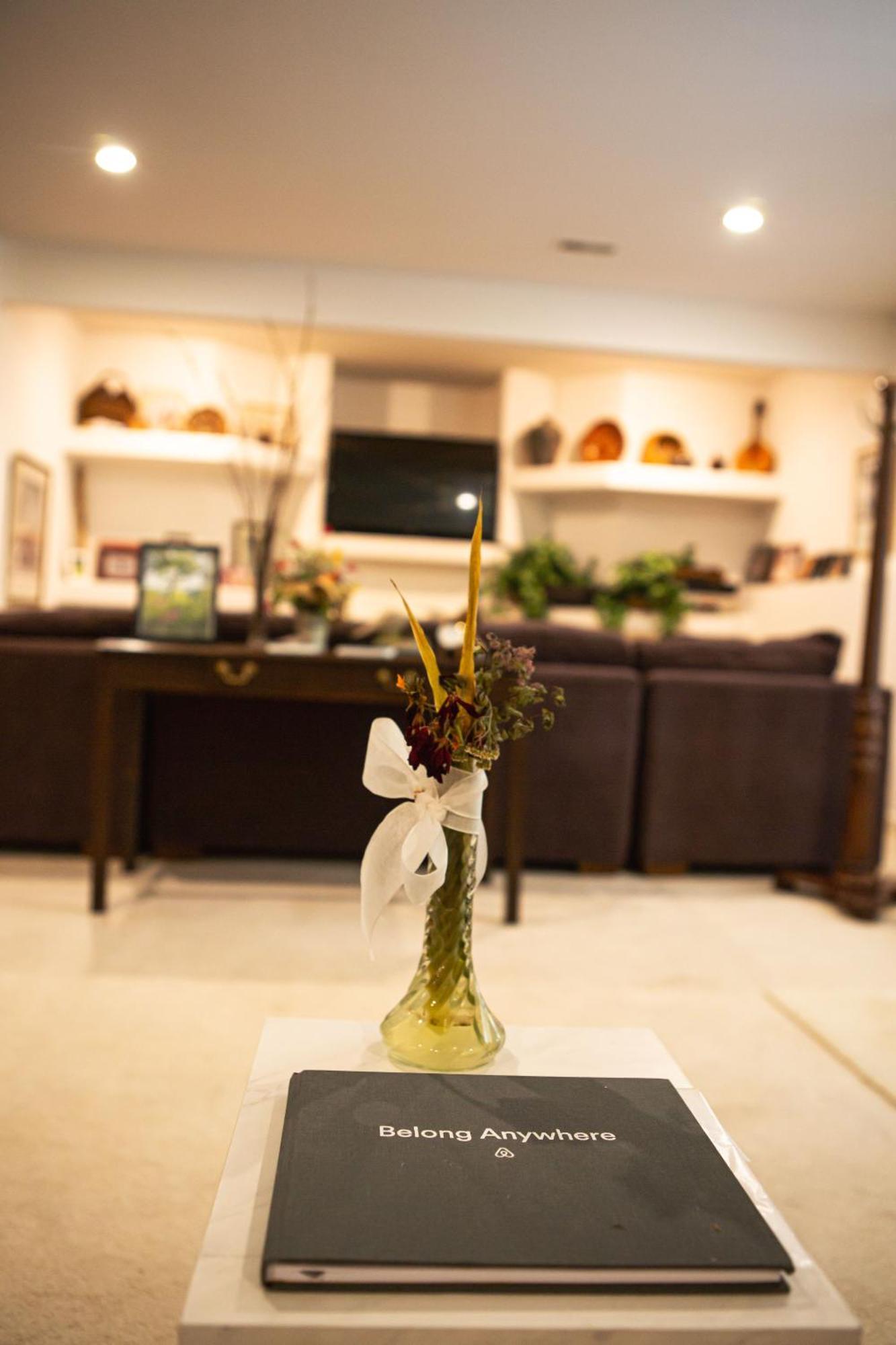 Beautiful Parkside Suite Saint James Exterior foto